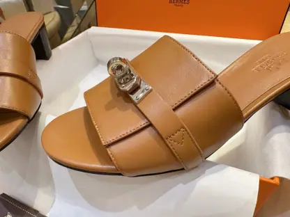  Hermes Women's GIGI 50 Sandal Naturel CalfSkin #3335 - Image 3