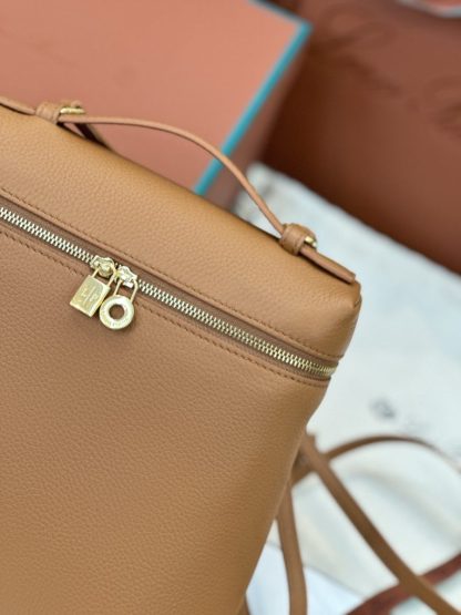  Loro Piana Extra Pocket backpack L23.5 Calfskin #3105 - Image 4