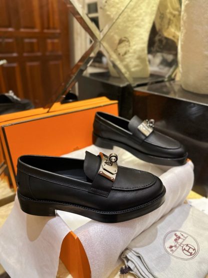 Replica Hermes Women's Kelly Buckle Hot Loafer CalfSkin #3338