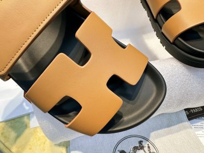 Hermes Women's Chypre Sandal Classic CalfSkin #3331 - Image 9