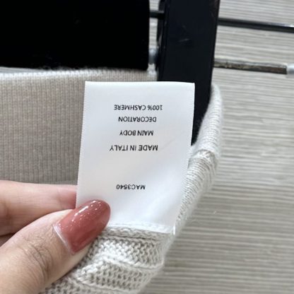  Loro Piana Cervatto Cardigan with Cervatto Skirt Baby Cashmere 2024 #3242 - Image 3