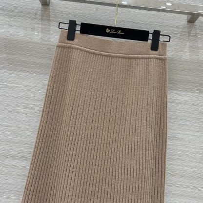  Loro Piana Cervatto Cardigan with Cervatto Skirt Baby Cashmere 2024 #3243 - Image 13