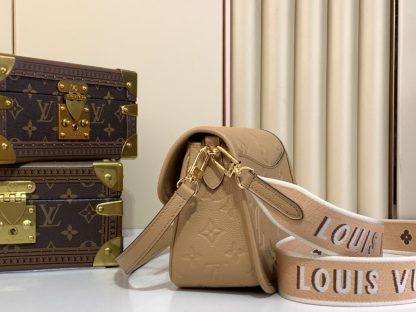  Louis Vuitton Diane Shoulder Bag M11817 Arizona #3574 - Image 9