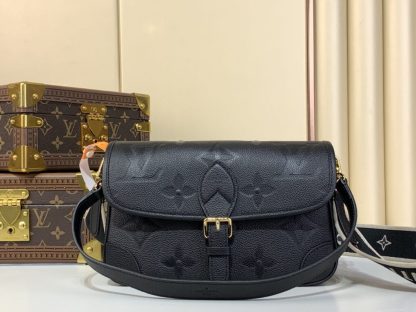 Replica Louis Vuitton Diane Shoulder Bag M46386