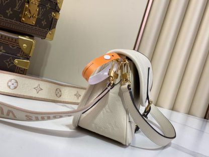  Louis Vuitton Diane Shoulder Bag M46388 Cream #3572 - Image 8