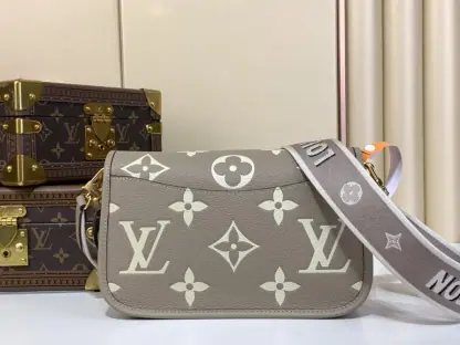  Louis Vuitton Diane Shoulder Bag M46583 #3571 - Image 7