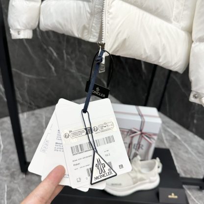  Moncler PAVIN Short Down Jacket Outerwear White #3557 - Image 4