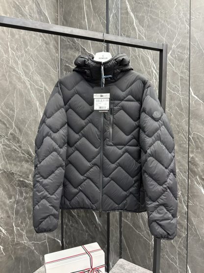 Replica Moncler STELIERE SHORT DOWN JACKET BLACK #3548