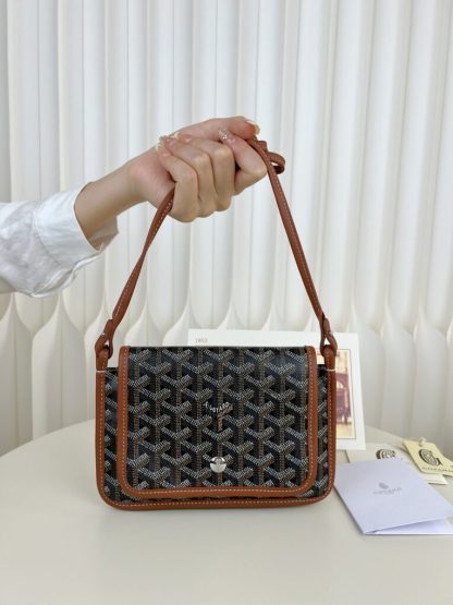 Replica Goyard Plumet Pocket Wallet Strap Bag Black & Tan #3403