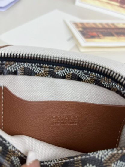  Goyard Plumet Pocket Wallet Strap Bag Black & Tan #3403 - Image 6