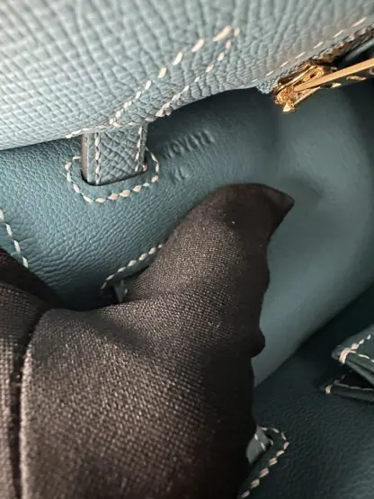  Hermes Kelly 25 CC75 Blue jean Handmade Epsom Gold #3546 - Image 3