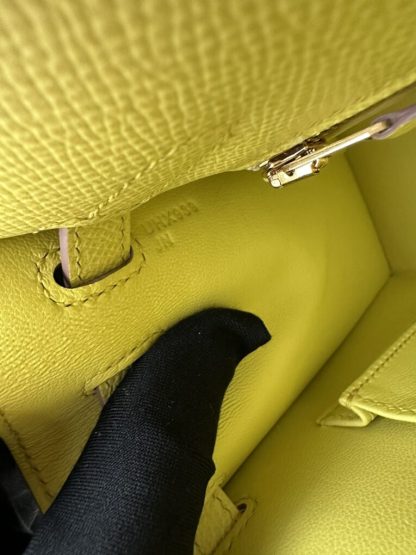  Hermes Kelly 25 9R Lime Handmade Epsom Gold #3545 - Image 2