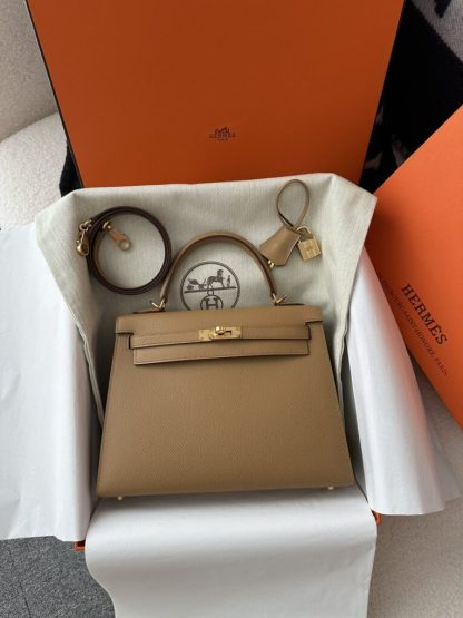  Hermes Kelly 25 0M Chai Handmade Epsom Gold #3544 - Image 16