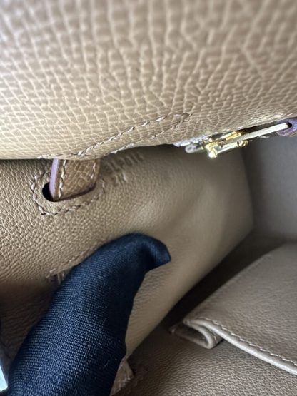  Hermes Kelly 25 0M Chai Handmade Epsom Gold #3544 - Image 5