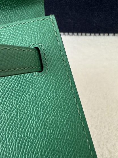  Hermes Kelly 25 Z6 Malachite Handmade Epsom Gold #3543 - Image 2