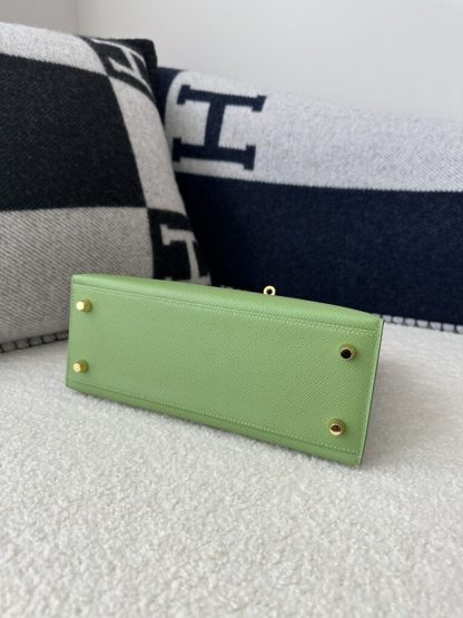  Hermes Kelly 25 3I Vert Criquet Handmade Epsom Gold #3539 - Image 2