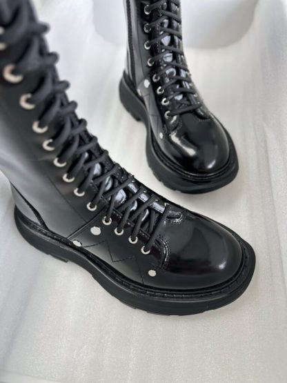  Alexander Mcqueen Women's Tread Slick Knee-high Boot in Black/silver #3717 - Image 8