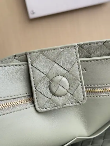  Bottega Veneta Medium Andiamo Tote Bag Top handle bag Travertine #3640 - Image 6