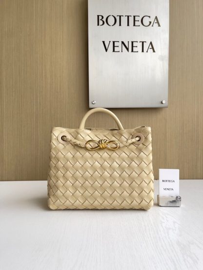 Replica Bottega Veneta Small Andiamo Tote Bag Top handle bag Light butterscotch #3648