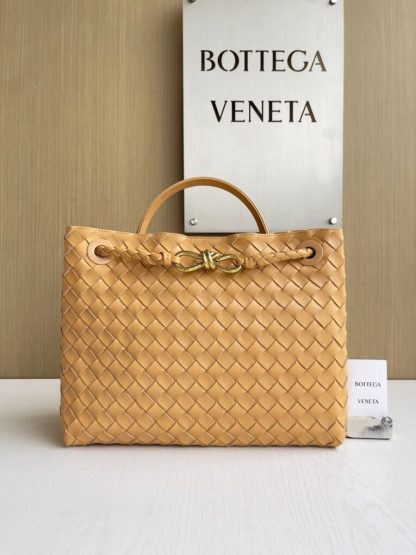 Replica Bottega Veneta Medium Andiamo Tote Bag Top handle bag Dark praline #3638