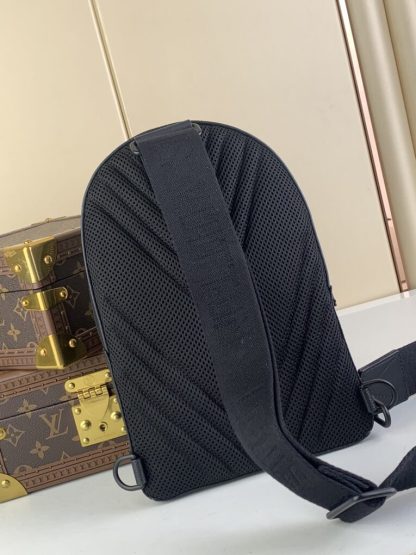  Louis Vuitton Pilot Slingbag M23736 Encre Men's Bag Black #3616 - Image 7