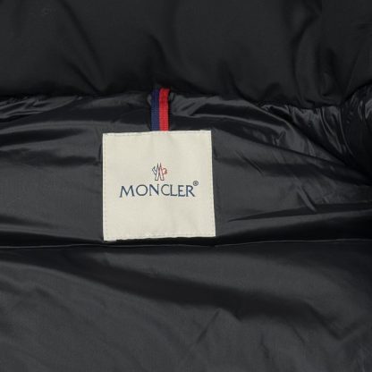  Moncler Women's MONCLER MAYA 70 SHORT DOWN JACKET BLACK 2024 #3750 - Image 5