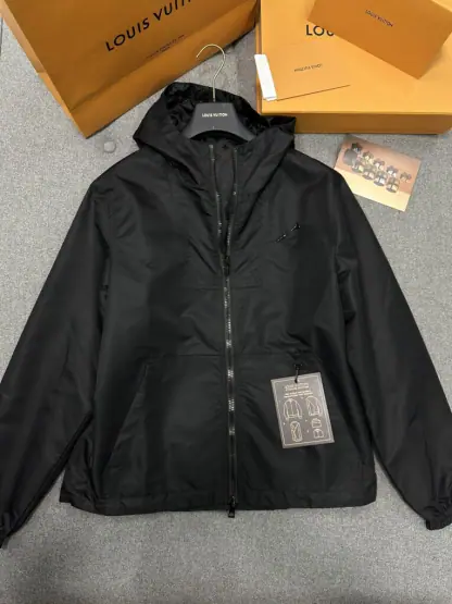  Louis Vuitton Monogram Reversible Nylon Windbreaker 1AF615 Jacket #3597 - Image 4