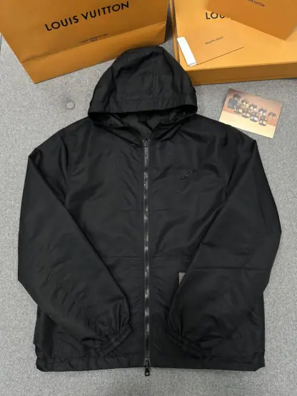  Louis Vuitton Monogram Reversible Nylon Windbreaker 1AF615 Jacket #3597 - Image 8