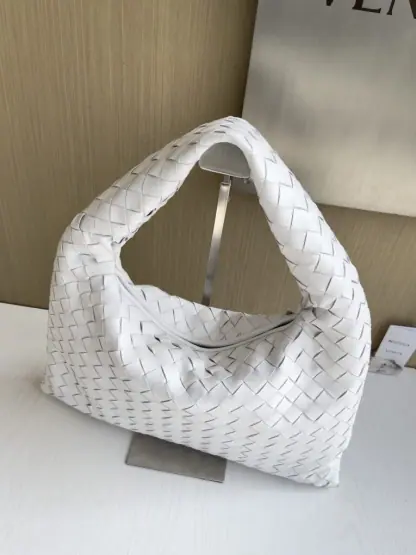  Bottega Veneta Small Hop White Shoulder Bag Calf Leather #3699 - Image 3