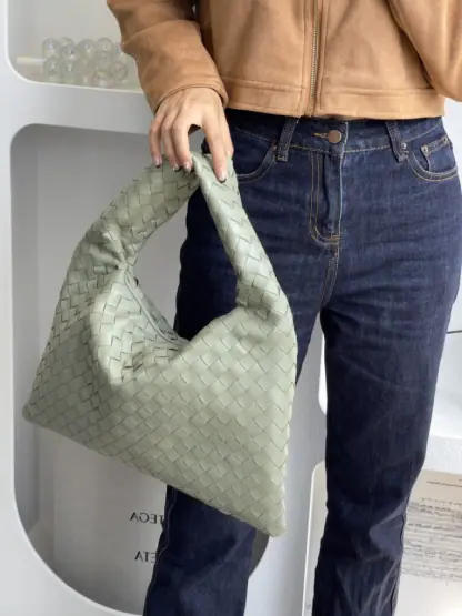  Bottega Veneta Small Hop Travertine Shoulder Bag Calf Leather #3698 - Image 5