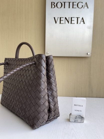  Bottega Veneta Medium Andiamo Tote Bag Top handle bag Fondant #3637 - Image 4