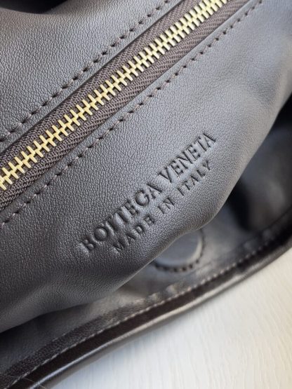  Bottega Veneta Large Hop Fondant Calf Leather Shoulder Bag #3686 - Image 10