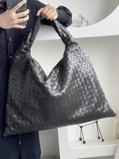 Bottega Veneta Large Hop Fondant Calf Leather Shoulder Bag #3686 - Image 4