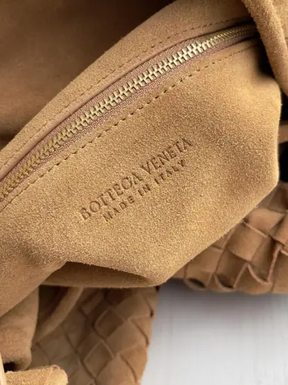  Bottega Veneta Suede Large Hop Brown Shoulder Bag #3687 - Image 10