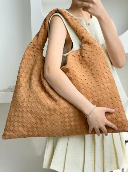  Bottega Veneta Suede Large Hop Brown Shoulder Bag #3687 - Image 2