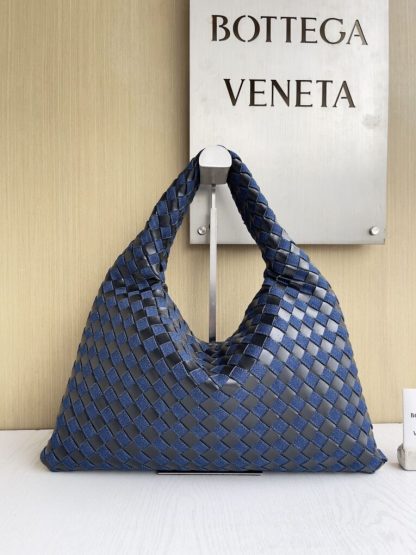 Replica Bottega Veneta Small Hop Shoulder bag with Intrecciato craftsmanship in leather and denim #3655