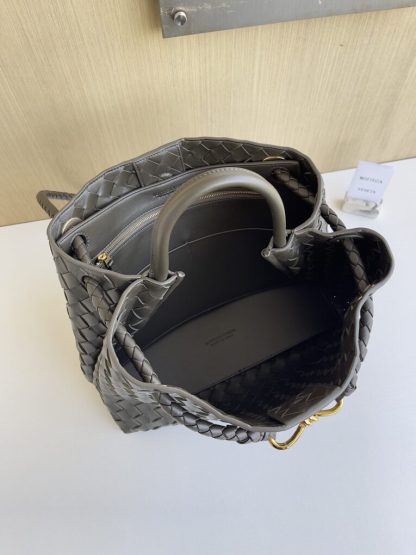 Bottega Veneta Medium Andiamo Tote Bag Top handle bag Kaki #3639 - Image 3
