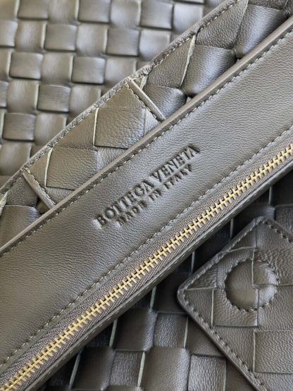  Bottega Veneta Medium Andiamo Tote Bag Top handle bag Kaki #3639 - Image 4