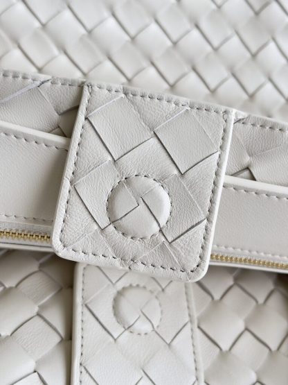  Bottega Veneta Medium Andiamo Tote Bag Top handle bag Sea salt #3642 - Image 4