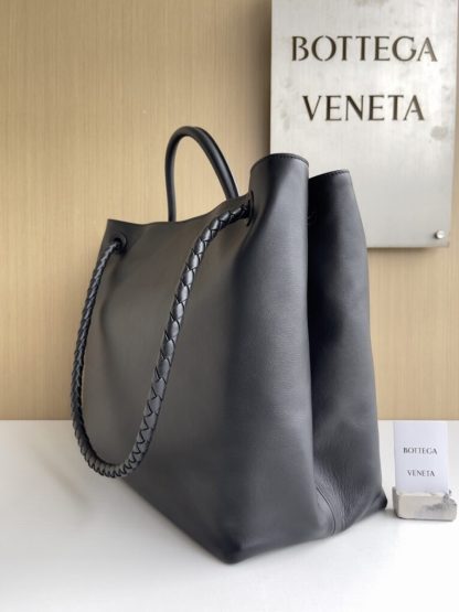  Bottega Veneta Large Andiamo Tote Bag Black #3635 - Image 3