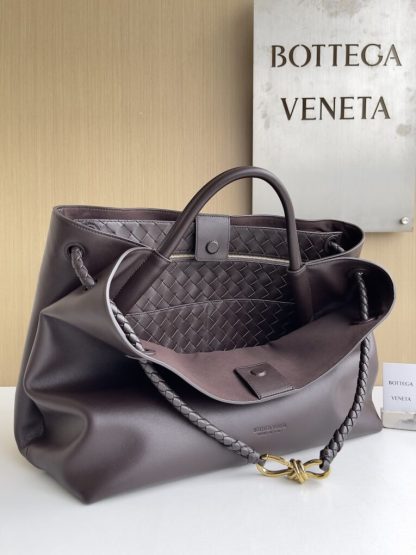  Bottega Veneta Large Andiamo Tote Bag Fondant #3636 - Image 7