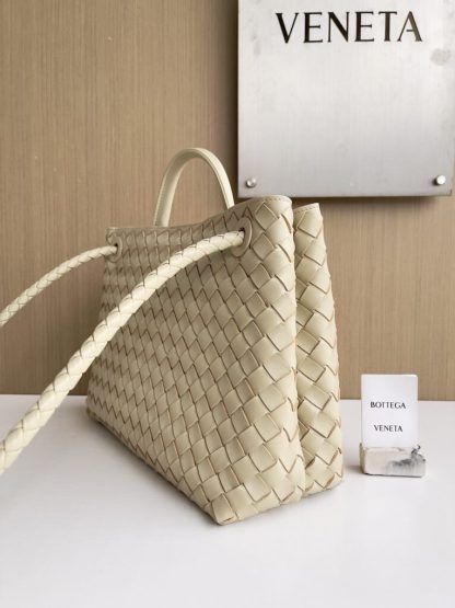  Bottega Veneta Medium Andiamo Tote Bag Top handle bag Light butterscotch #3645 - Image 9