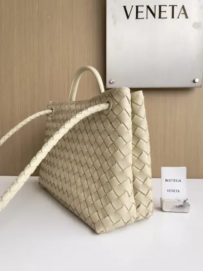  Bottega Veneta Medium Andiamo Tote Bag Top handle bag Light butterscotch #3645 - Image 9