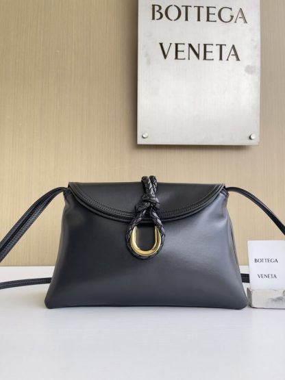 Replica Bottega Veneta Small Liberta Winter Liberta Black #3628