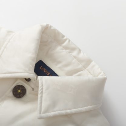  Louis Vuitton Women's Cropped Monogram Down Puffer Jacket 1AFUIJ #3738 - Image 9