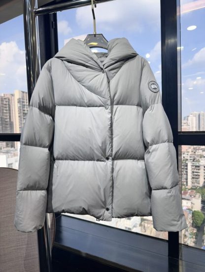 Replica Canada Goose Rhoda Jacket For Women Embrace extreme temperatures with ease #3848