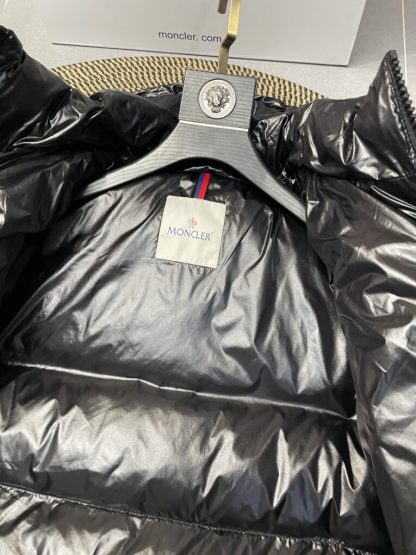 REPLICA MEN'S BLACK MONCLER MAYA HOODED SHORT DOWN JACKET #3762 - Image 6