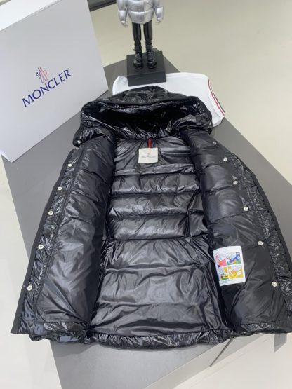REPLICA MONCLER WOMEN'S BARANTE HOODED SHORT DOWN JACKET BLACK #3876 - Image 5