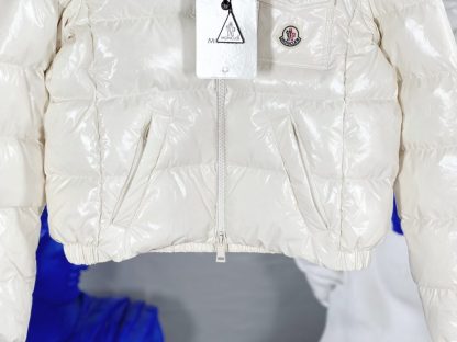 REPLICA MONCLER ANDRO HOODED SHORT DOWN JACKET WHITE #3873 - Image 4