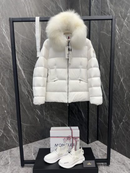 REPLICA MONCLER WOMEN'S BOED HOODED SHEARLING SHORT DOWN JACKET WHITE #3827 - Image 4